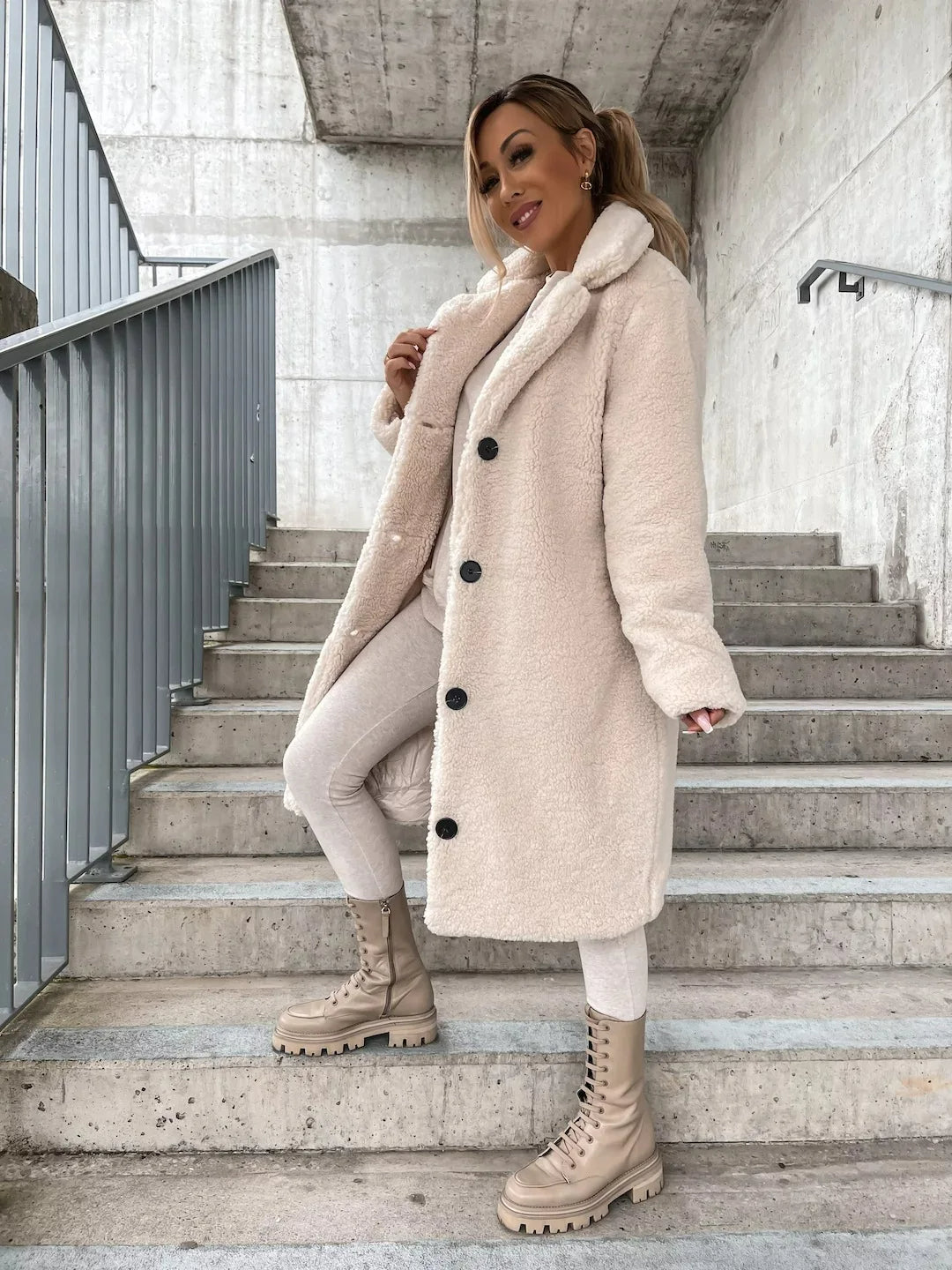 Emma - Manteau Trench en Velours Doux pour Toutes les Occasions