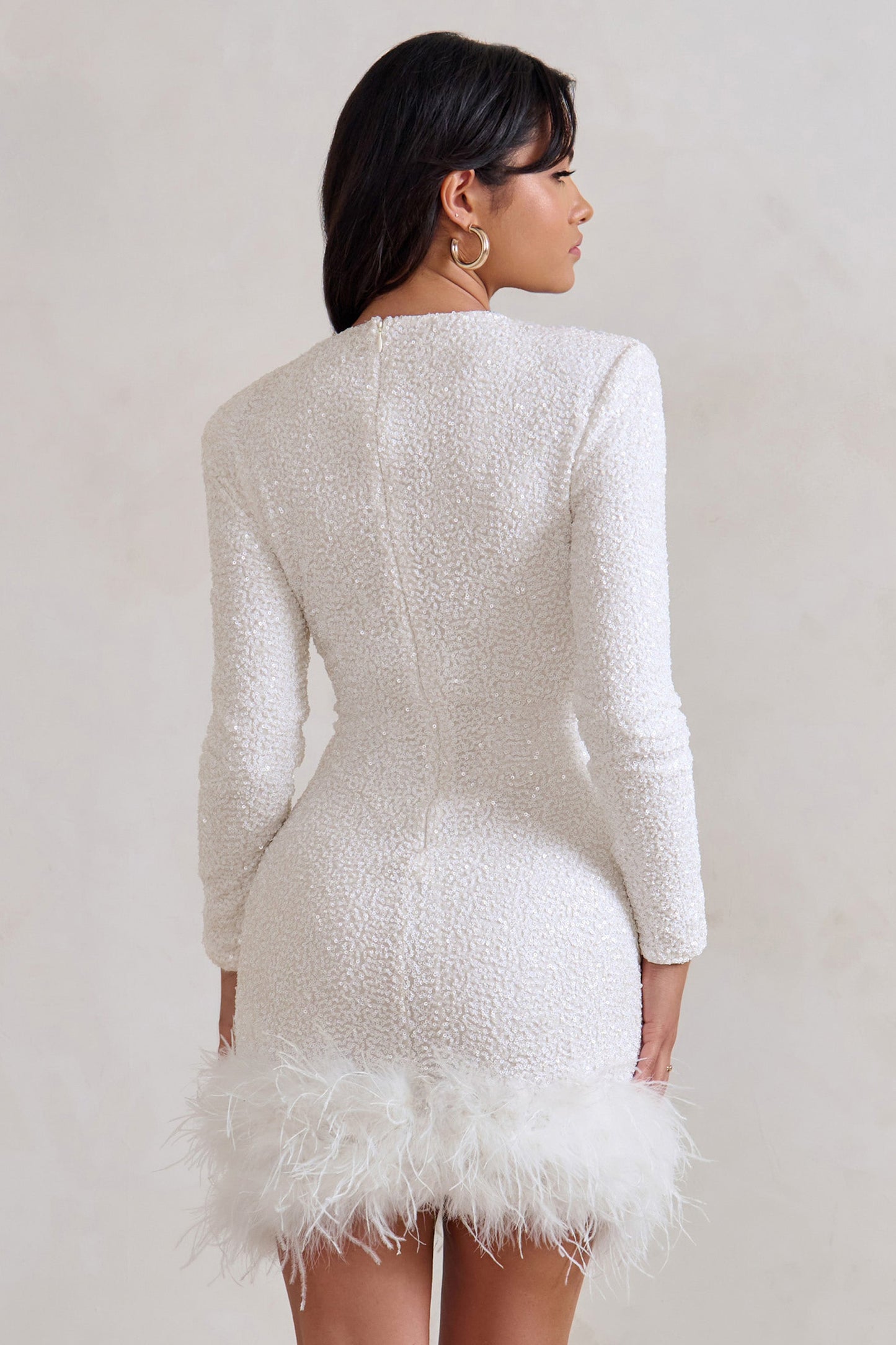 Robe Mini Chic pour Femmes avec Ourlet en Plumes pour les Fêtes