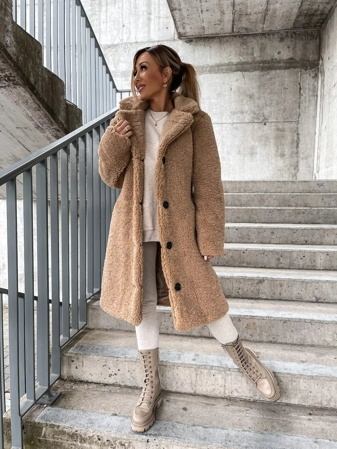 Emma - Manteau Trench en Velours Doux pour Toutes les Occasions