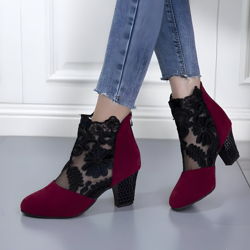 Lynora | Talons Orthopédiques Élégants pour Toutes les Occasions