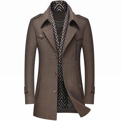 Manteau long de style militaire pour toutes les occasions