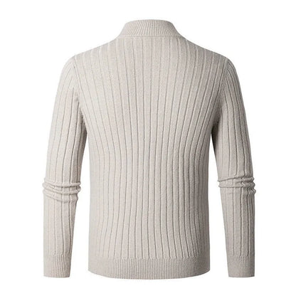 Pull à col zippé mi-haut pour hommes en teintes neutres pour un style élégant