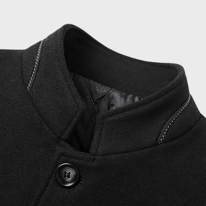 Manteau d'affaires pour hommes avec col montant et poches latérales pour occasions élégantes