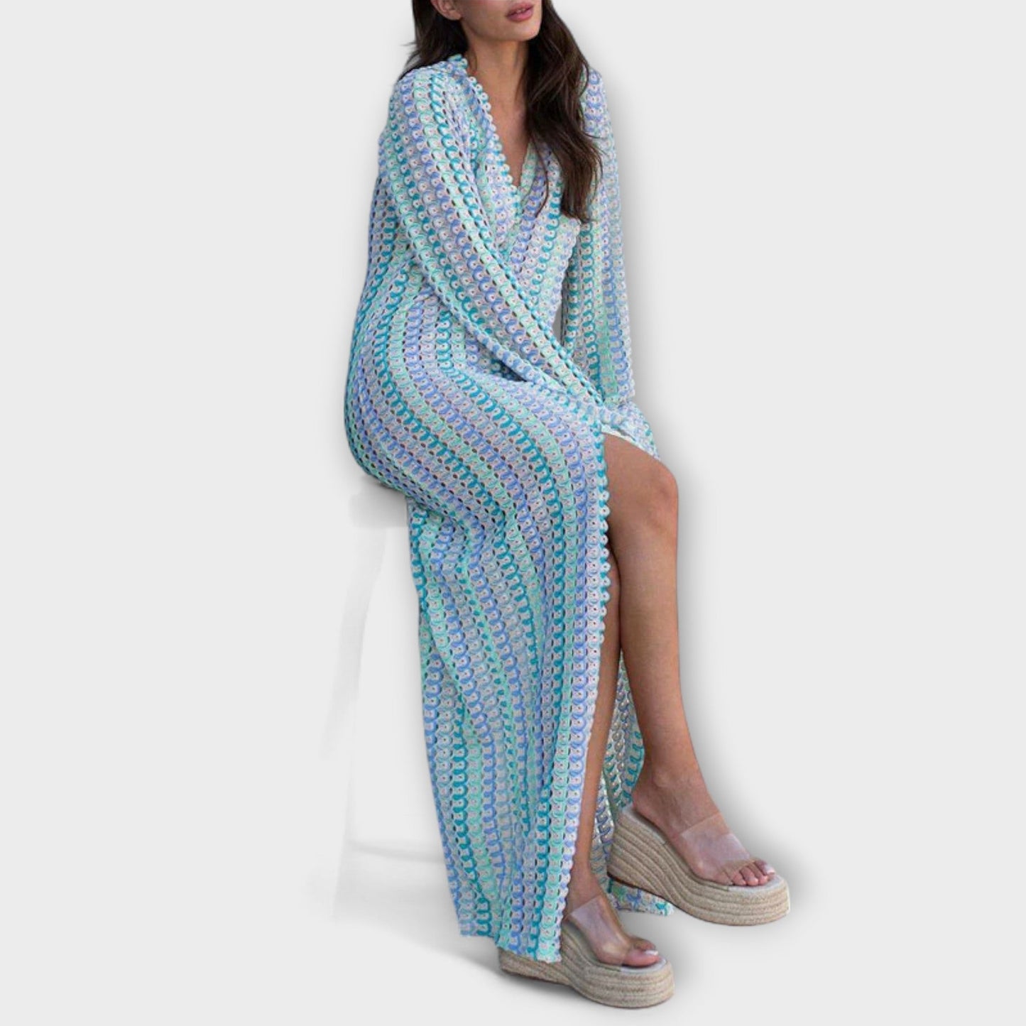Robe Maxi V-Neck Elina pour les Escapades d'Été