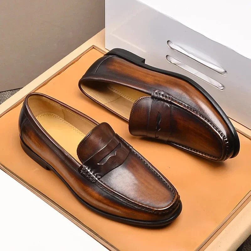Mocassins Chic en Cuir Vegan à Enfiler pour le Travail et les Événements