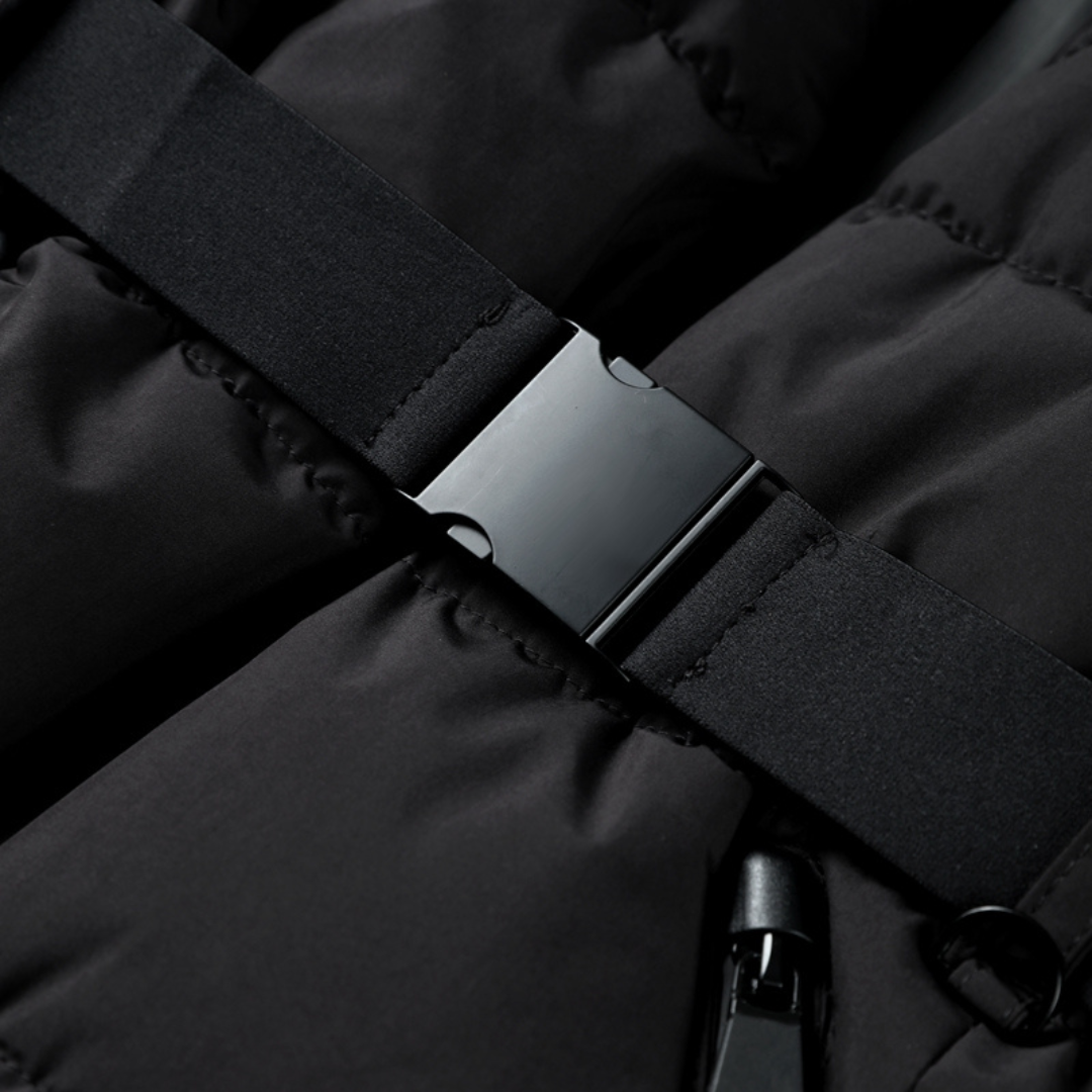 Veste Puffer Noire Isolée pour Femmes avec Ceinture - Idéale pour le Plein Air