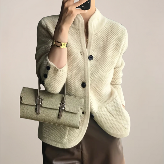 Cardigan Crème Texturé pour des Couches Élégantes