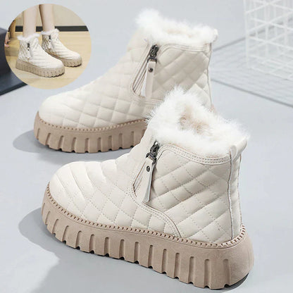 Bottines à carreaux chics pour sorties élégantes